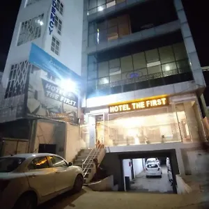 Hotel The First By Goyal Hoteliers, Agra (Uttar Pradesh)