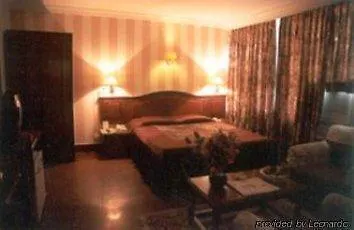Oyo 11647 Hotel Metro Agra  2*, Agra (Uttar Pradesh) India