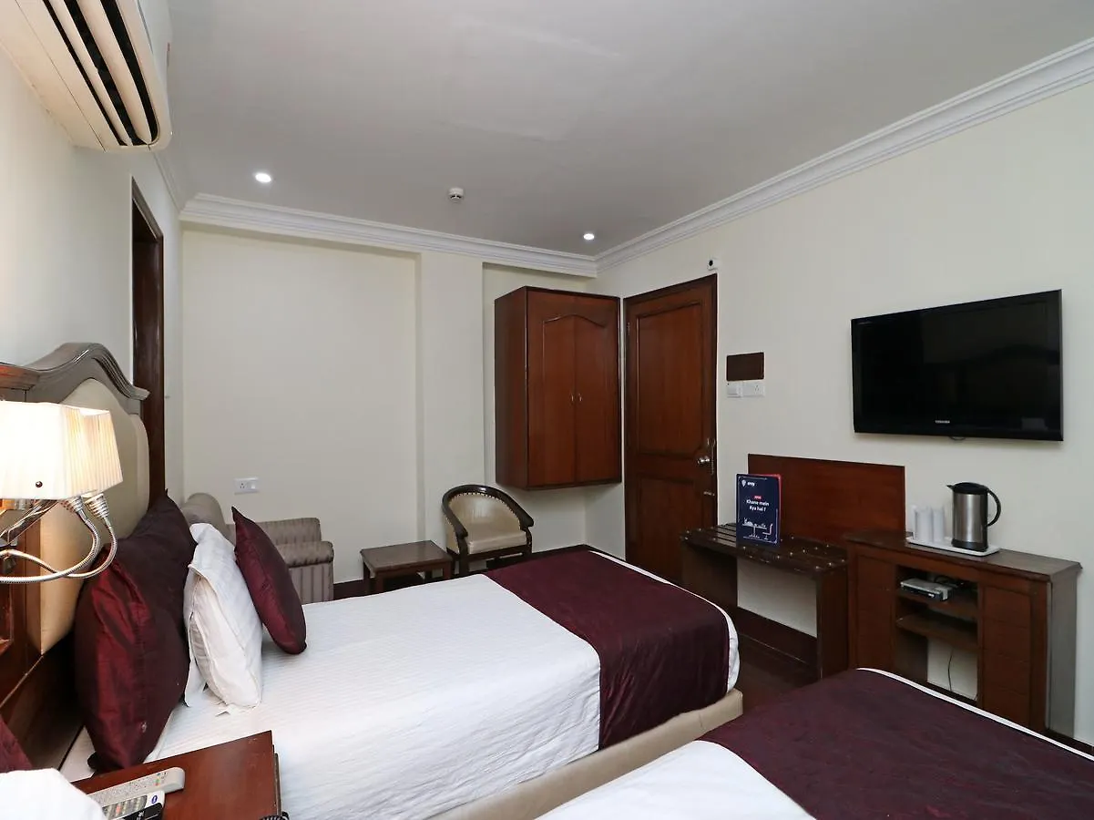 Oyo 11647 Hotel Metro Agra  India