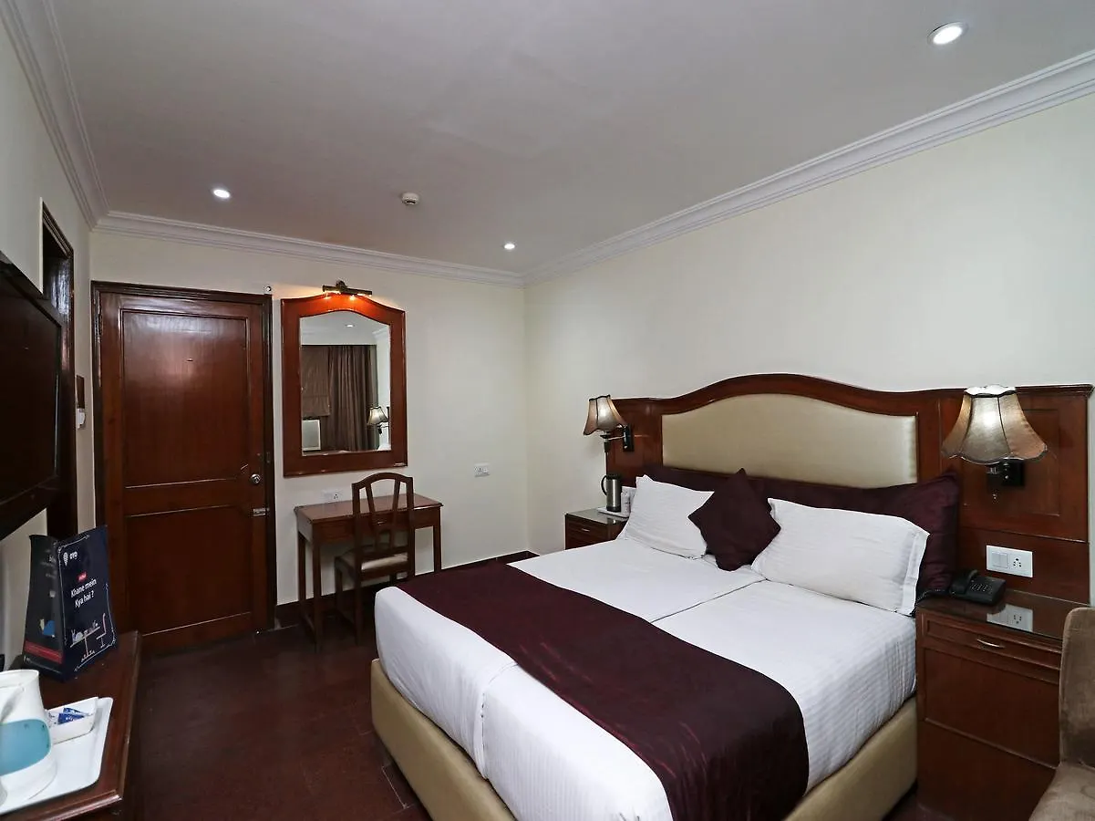 Oyo 11647 Hotel Metro Agra  2*, Agra (Uttar Pradesh)