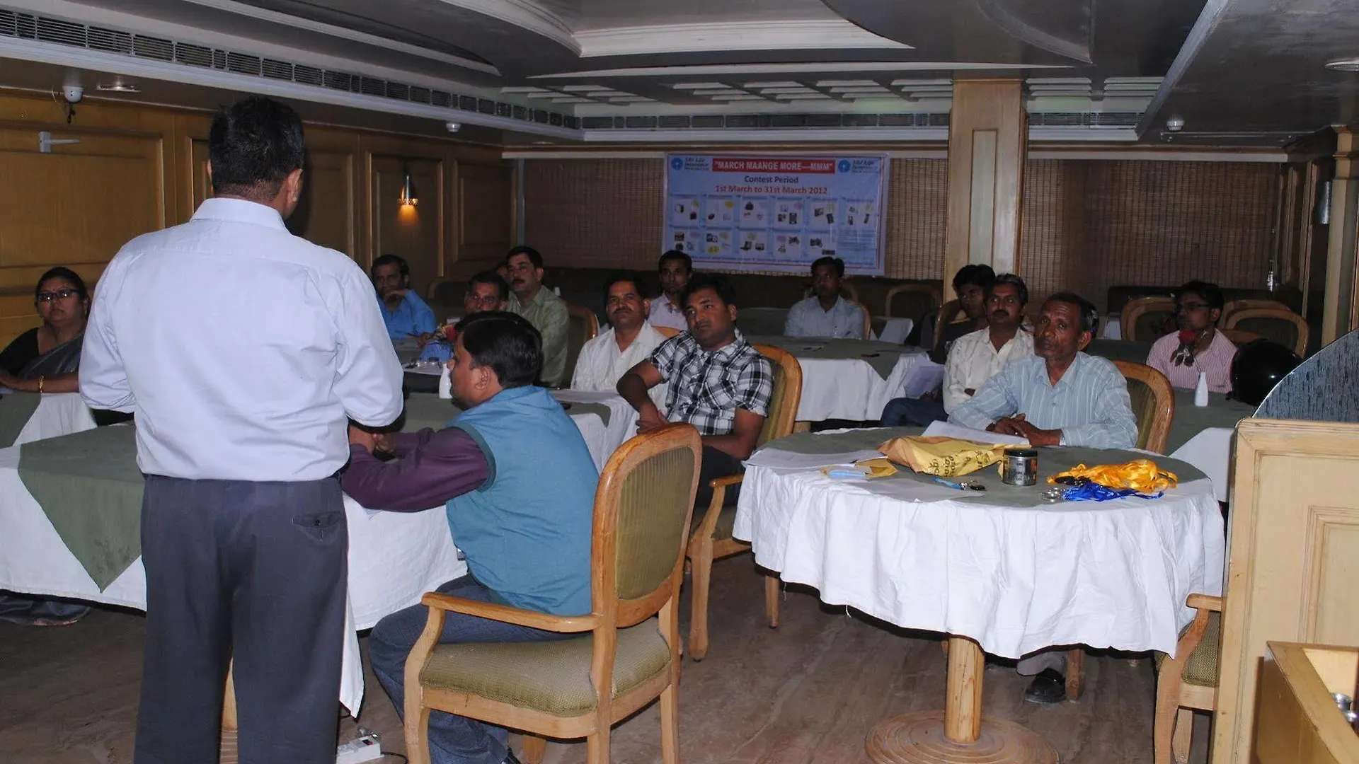Oyo 11647 Hotel Metro Agra  Agra (Uttar Pradesh)